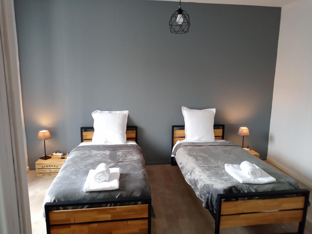 A Deux Pas Du Rheby Hotel Villebois Luaran gambar