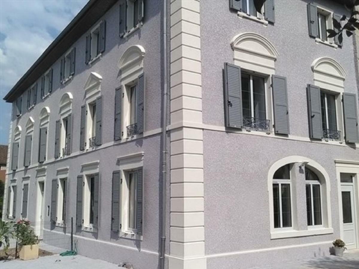 A Deux Pas Du Rheby Hotel Villebois Luaran gambar